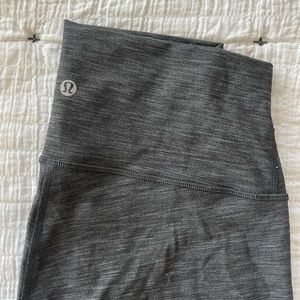 Lululemon Wunder Under Heathered Grey Size 6